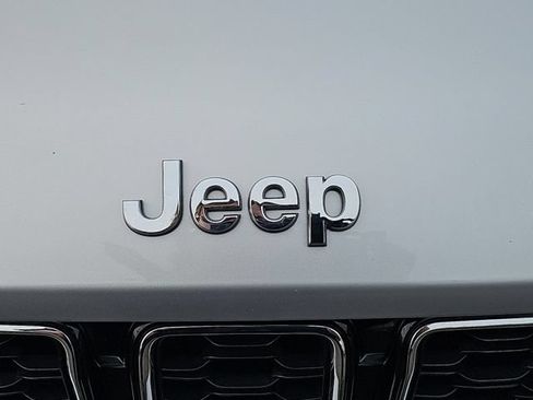 Used 2021 Jeep Grand Cherokee L Limited w/ Trailer Tow Group (B) AWD/4WD image 35