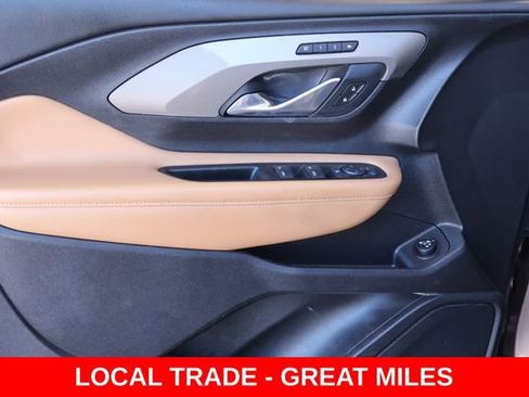 Used 2018 GMC Terrain SLT w/ Preferred Package image 11