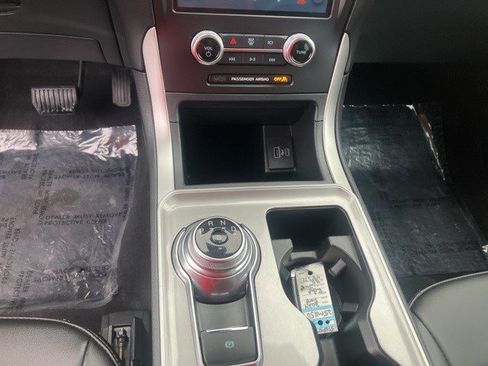 Used 2024 Ford Edge SEL image 17