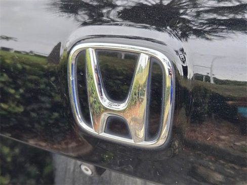 Used 2017 Honda Pilot EX-L image 10