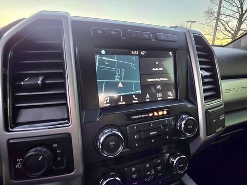 Used 2019 Ford F350 Lariat w/ Lariat Ultimate Package image 15