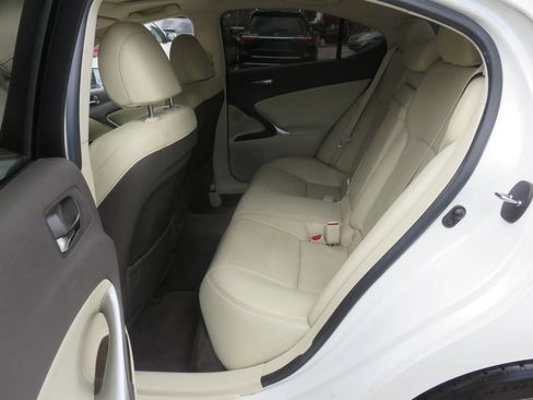 Used 2010 Lexus IS 250 RWD image 21