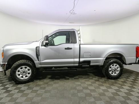 Used 2023 Ford F250 XLT image 6