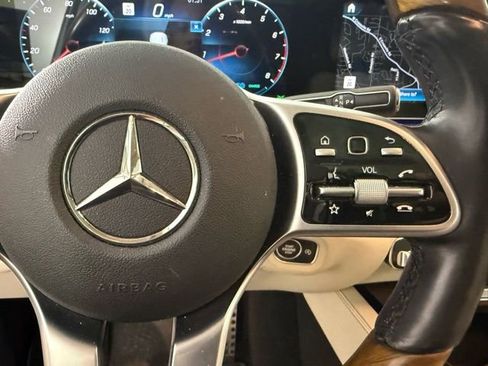 Used 2022 Mercedes-Benz GLS 450 4MATIC image 16