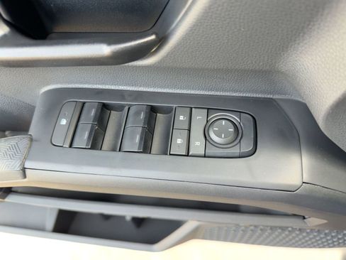 New 2025 Toyota Tacoma SR5 image 28