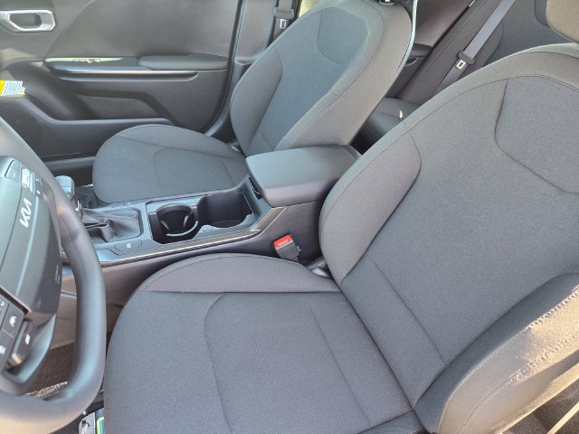 New 2026 Kia K4 FWD image 24