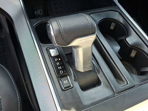 Certified 2025 Ford F150 Platinum AWD/4WD image 11