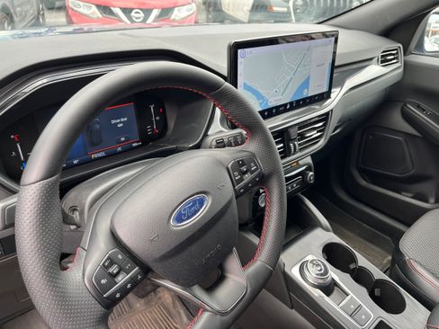 Certified 2023 Ford Escape ST-Line w/ Tech Pack #1 AWD/4WD image 8