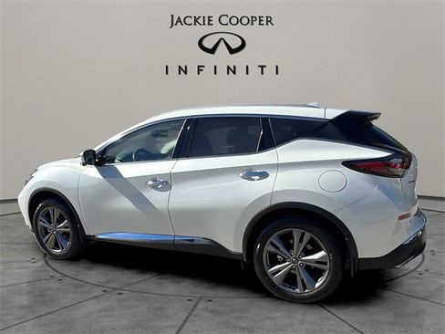 Used 2024 Nissan Murano Platinum w/ Cargo Package image 3