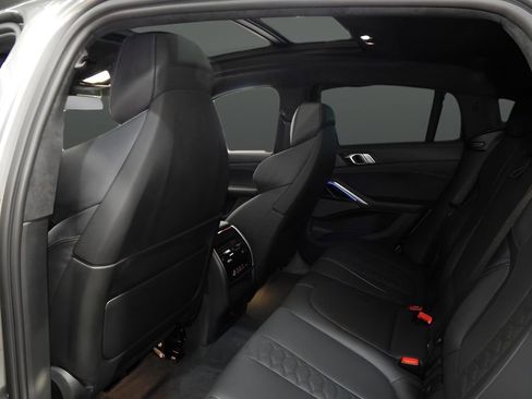 Used 2023 BMW X6 M image 28