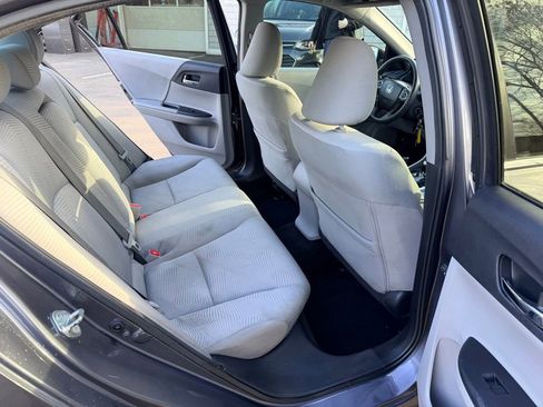 Used 2016 Honda Accord LX image 26