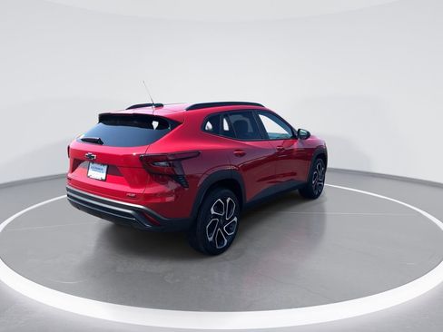 New 2026 Chevrolet Trax RS w/ Driver Confidence Package FWD image 8