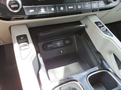 Used 2022 Kia Telluride EX w/ EX Premium Package AWD/4WD image 35