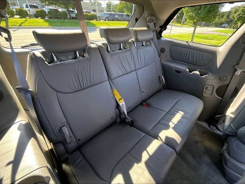 Used 2010 Toyota Sienna XLE w/ Towing Prep Pkg FWD image 33