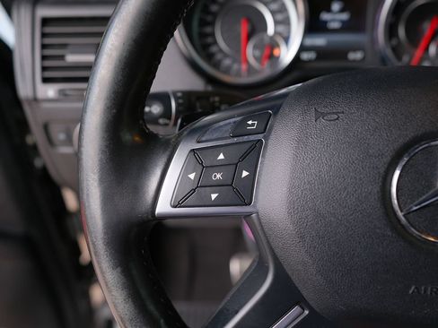 Used 2018 Mercedes-Benz G 63 AMG 4MATIC image 16