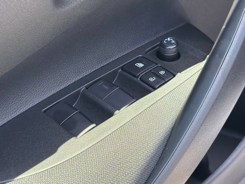 New 2026 Toyota Corolla SE FWD image 19