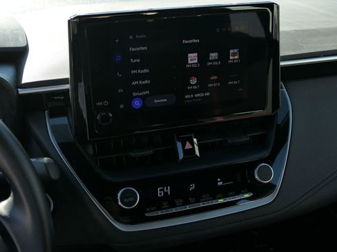 Used 2024 Toyota Corolla SE image 16