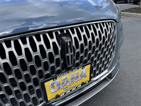 Certified 2023 Lincoln Corsair AWD w/ Equipment Group 101A image 10