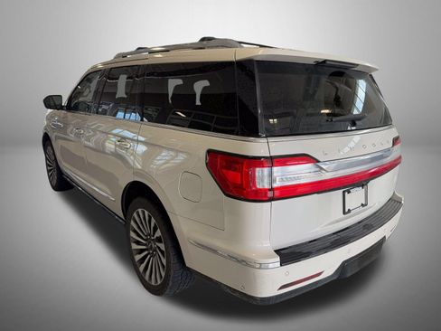 Used 2021 Lincoln Navigator Reserve w/ Luxury Package AWD/4WD image 4