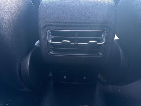 Used 2023 Lincoln Corsair Reserve w/ Equipment Group 201A image 21