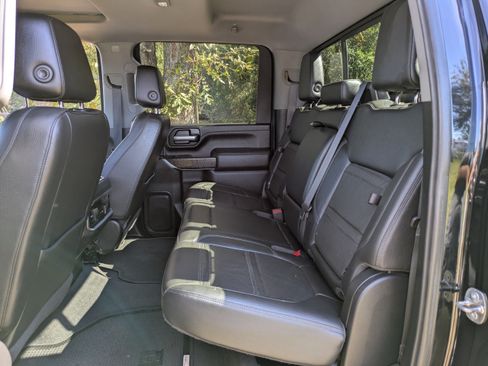 Used 2020 GMC Sierra 2500 Denali w/ Denali Ultimate Package AWD/4WD image 14