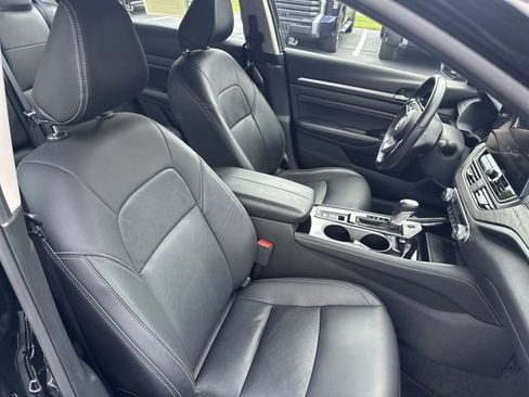 Used 2023 Nissan Altima 2.5 SL FWD image 29