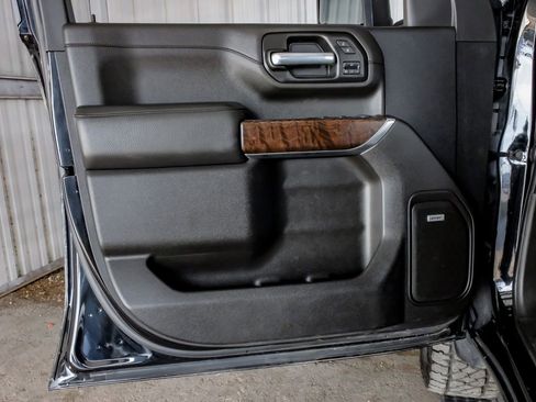 Used 2023 GMC Sierra 3500 Denali w/ Denali Ultimate Package image 44