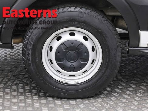 Used 2020 Ford Transit 150 Low Roof RWD image 29