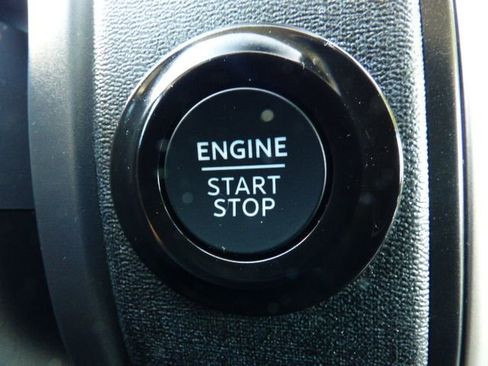 Used 2025 Ford Expedition Active RWD image 32