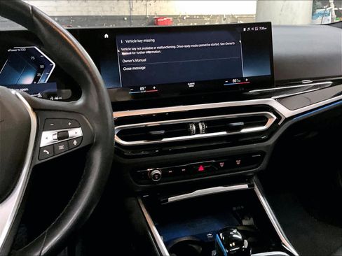 Used 2023 BMW i4 eDrive35 w/ Premium Package image 8