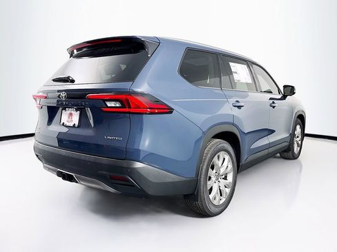 New 2026 Toyota Grand Highlander Limited image 9