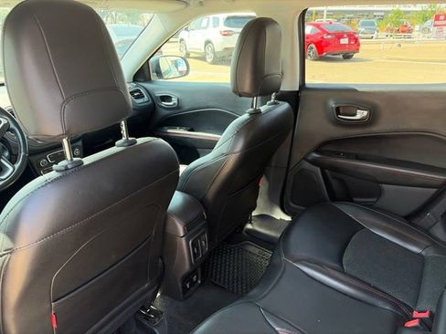 Used 2020 Jeep Compass Trailhawk AWD/4WD image 9