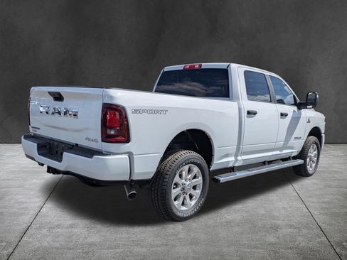New 2026 RAM 2500 Big Horn AWD/4WD image 4