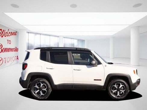 Used 2019 Jeep Renegade Trailhawk w/ Cold Weather Group II image 5