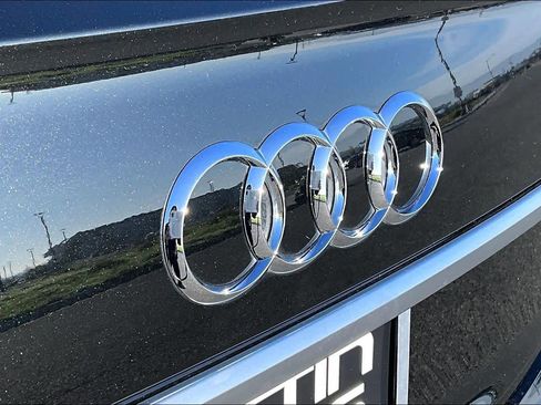 Used 2022 Audi Q5 2.0T Premium Plus image 30