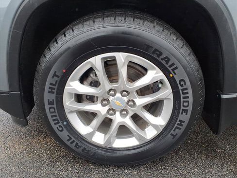 Used 2021 Chevrolet Traverse LS w/ LPO, Roadside Safety Package image 7