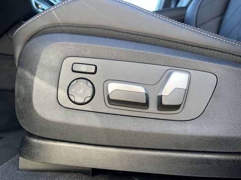 New 2026 BMW X5 xDrive40i w/ M Sport Package image 14