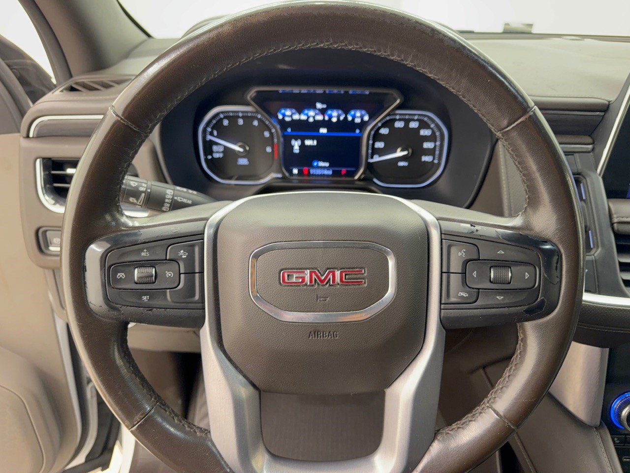Used 2021 GMC Yukon XL SLT RWD image 10