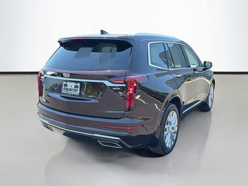 Used 2021 Cadillac XT6 Premium Luxury AWD/4WD image 7