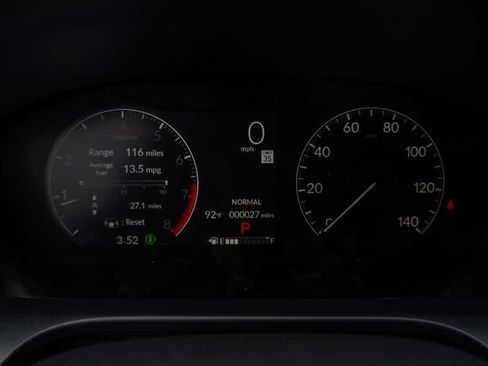 Certified 2026 Honda HR-V LX image 27