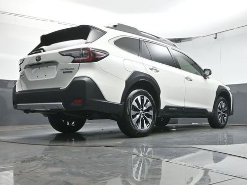 Certified 2025 Subaru Outback Touring w/ Popular Package #2 image 39