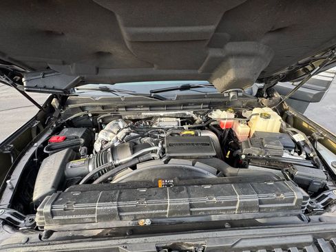 Used 2023 GMC Sierra 3500 Denali w/ Denali Black Diamond Edition image 40