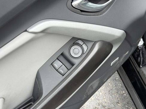 Used 2023 Chevrolet Camaro LT w/ Technology Package RWD image 14
