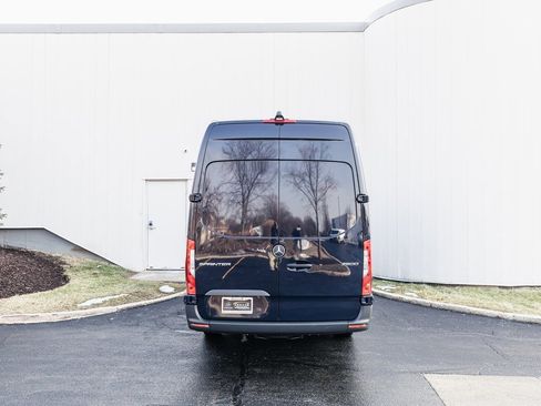 Used 2025 Mercedes-Benz Sprinter 2500 image 20