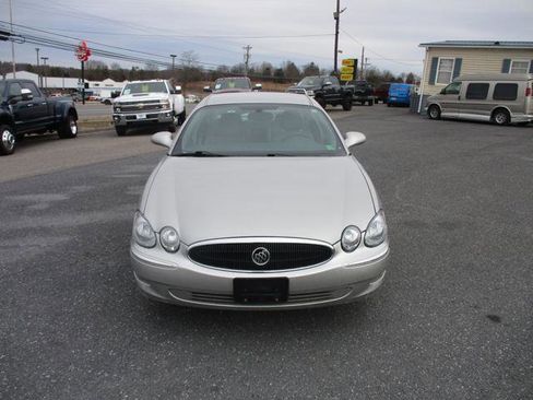 Used 2007 Buick LaCrosse CXL w/ Chromed Appearance Package image 2
