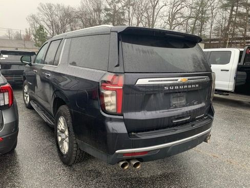 Used 2023 Chevrolet Suburban Premier image 13