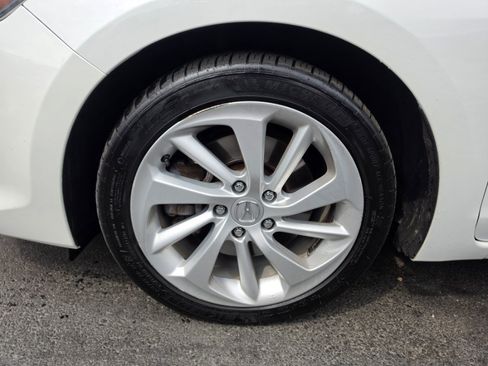 Used 2016 Acura ILX FWD image 9