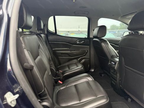Used 2017 GMC Acadia SLT AWD/4WD image 40
