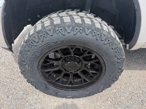 Used 2018 RAM 3500 Laramie w/ Snow Chief Group AWD/4WD image 7
