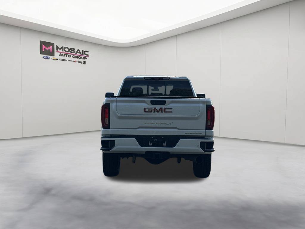 Used 2023 GMC Sierra 3500 Denali w/ Technology Package AWD/4WD image 6